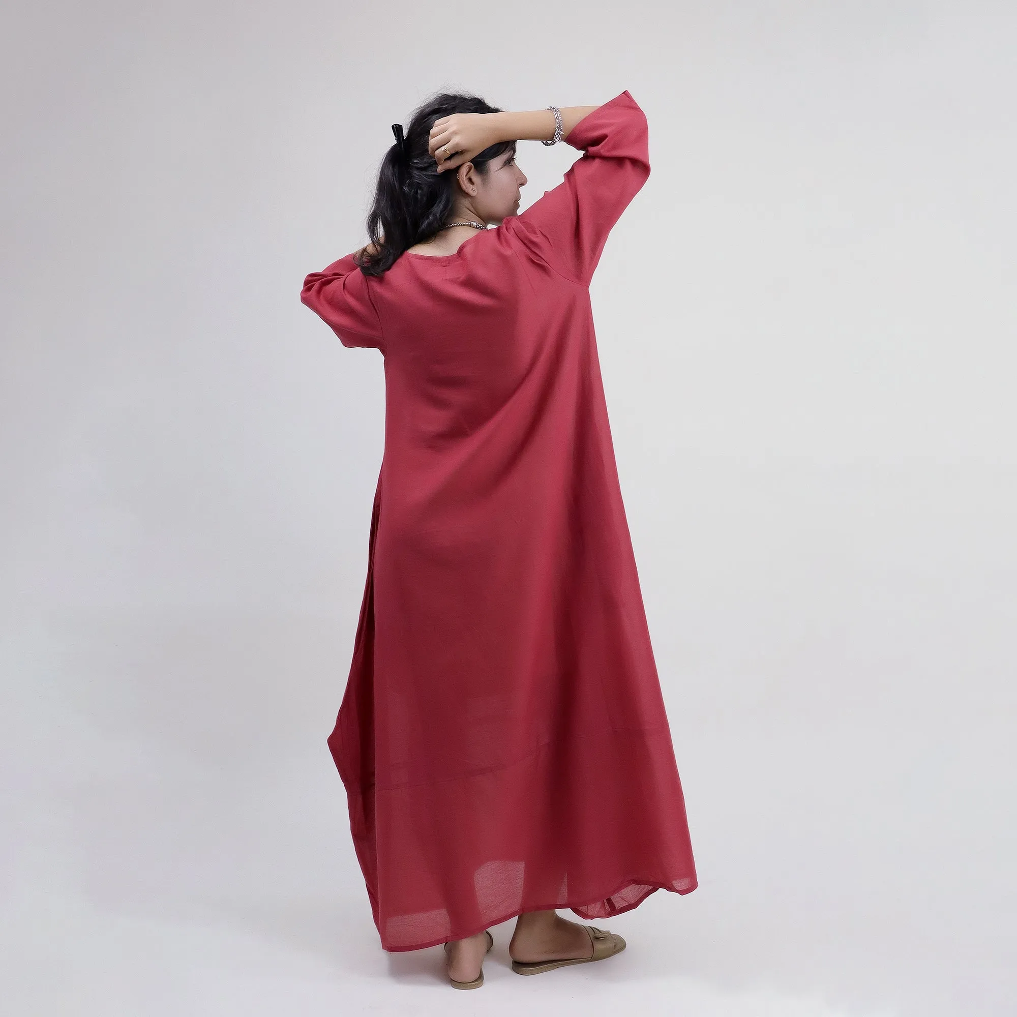 Maroon Solid Round Neck Women Kaftan Dress